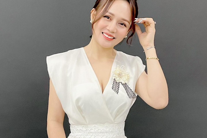 Mrs Trần Vân Anh