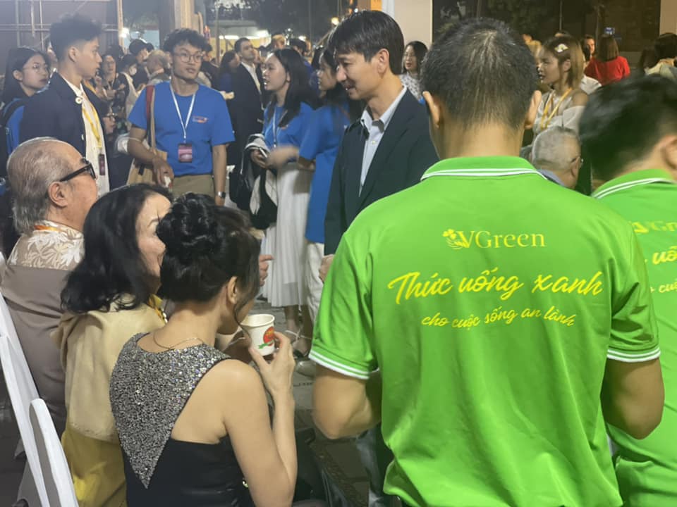 CHÚC MỪNG KHAI MẠC LIÊN HOAN PHIM QUỐC TẾ HÀ NỘI