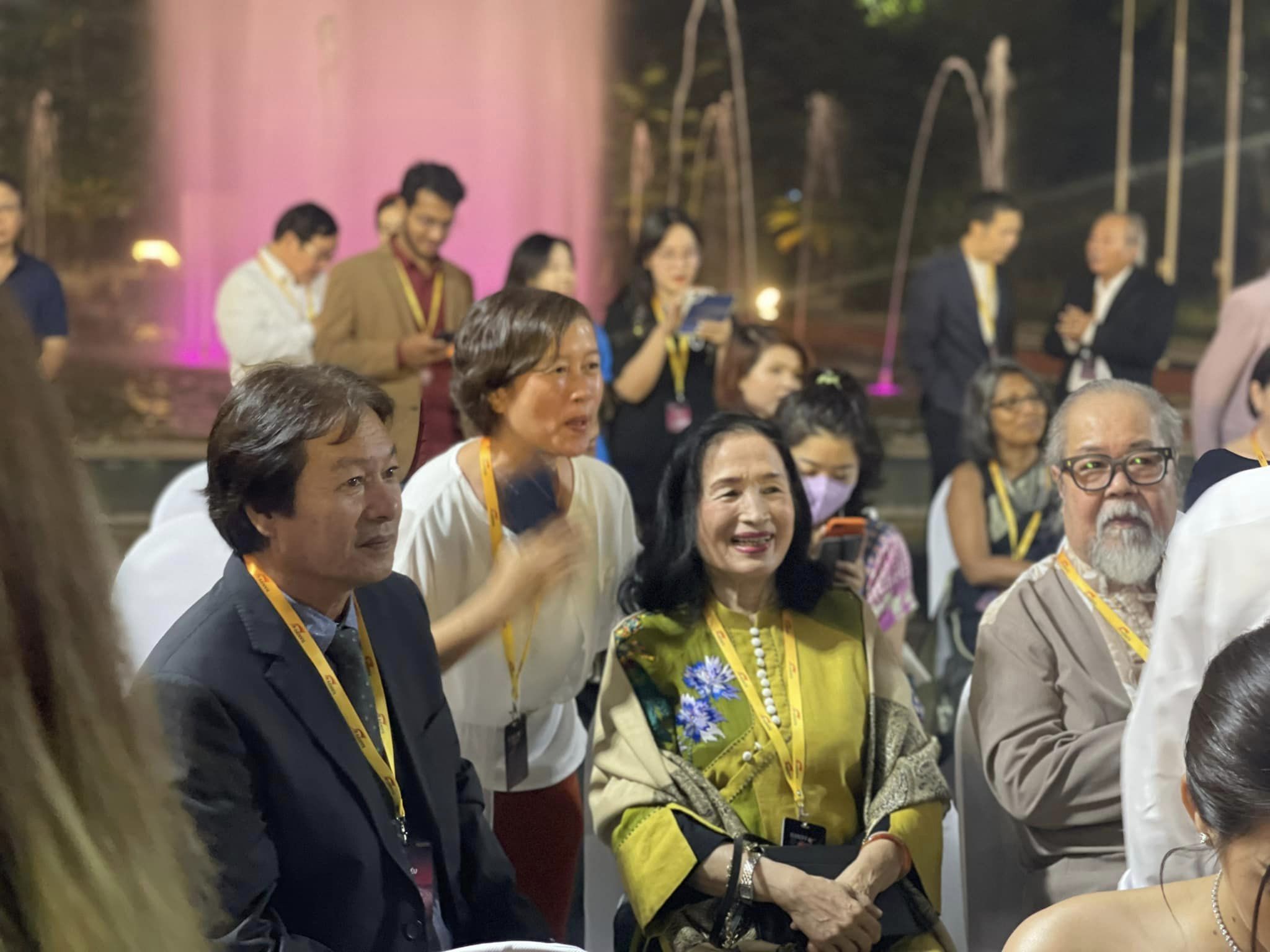 CHÚC MỪNG KHAI MẠC LIÊN HOAN PHIM QUỐC TẾ HÀ NỘI